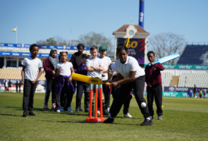 History Made as 8,000 Warwickshire Children Join UK’s Biggest-Ever Schools Cricket Day Ahead of Women’s T20 World Cup